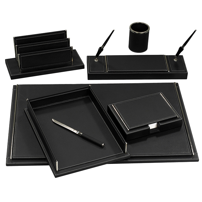 “Chief Executive” Desk Set